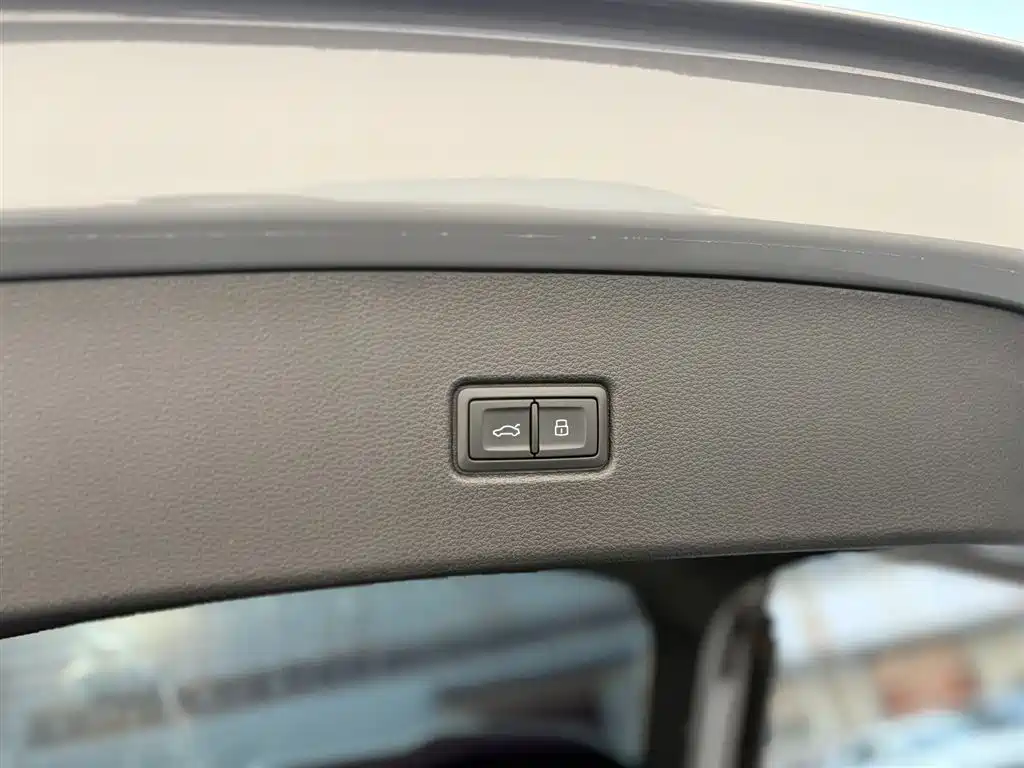 Audi Audi Q5L Sportback 2022 Facelift 40 TFSI Luxury Edition 2023 - thumbnail 22