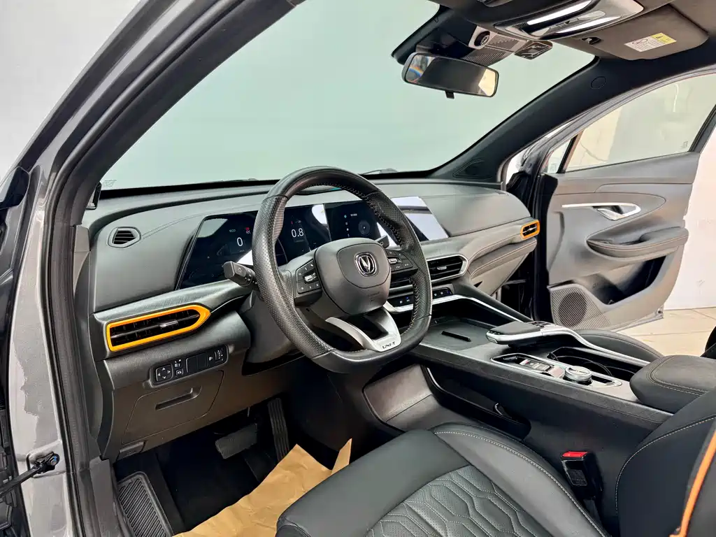 Changan Changan UNI-T 2022 2.0T Premium Edition 2022 - thumbnail 7