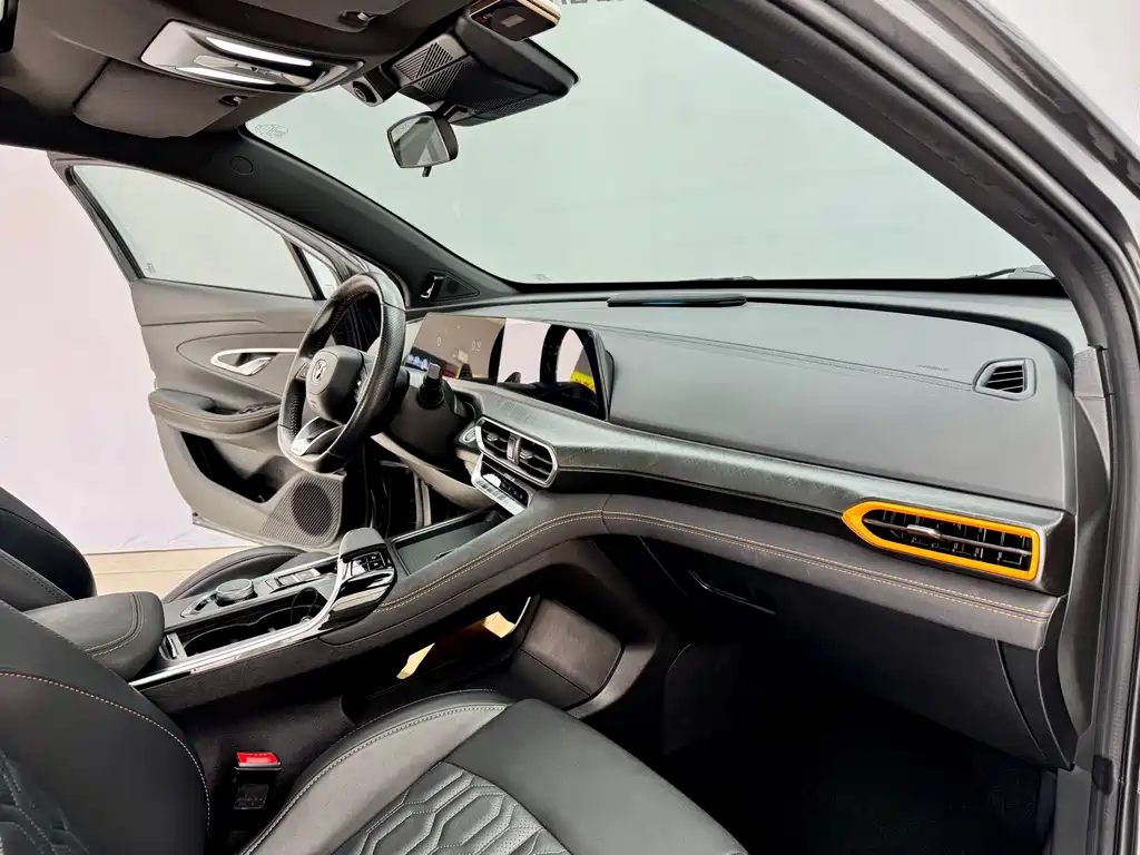 Changan Changan UNI-T 2022 2.0T Premium Edition 2022 - thumbnail 14