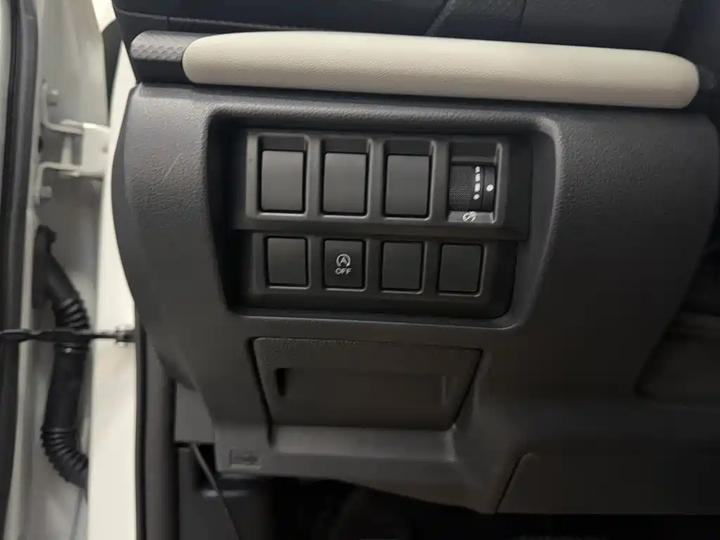 Subaru Subaru Forester 2022 2.0i AWD Premium EyeSight 2022 - thumbnail 9