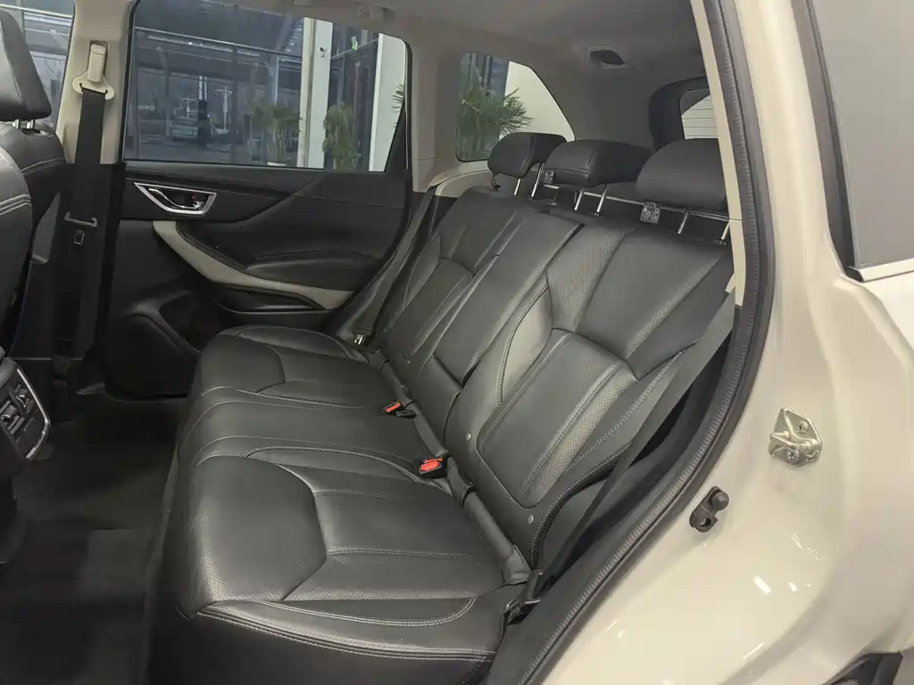 Subaru Subaru Forester 2022 2.0i AWD Premium EyeSight 2022 - thumbnail 15