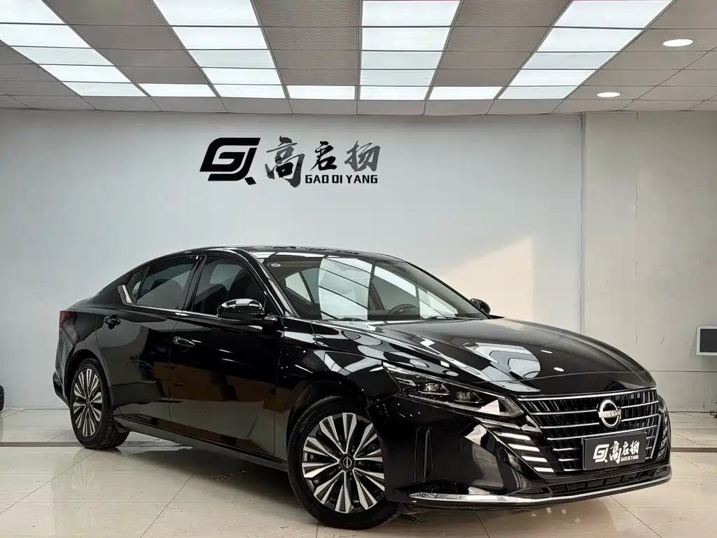 Nissan Nissan Altima 2022 2.0L XL-TLS Premium Edition 2023 - thumbnail 3