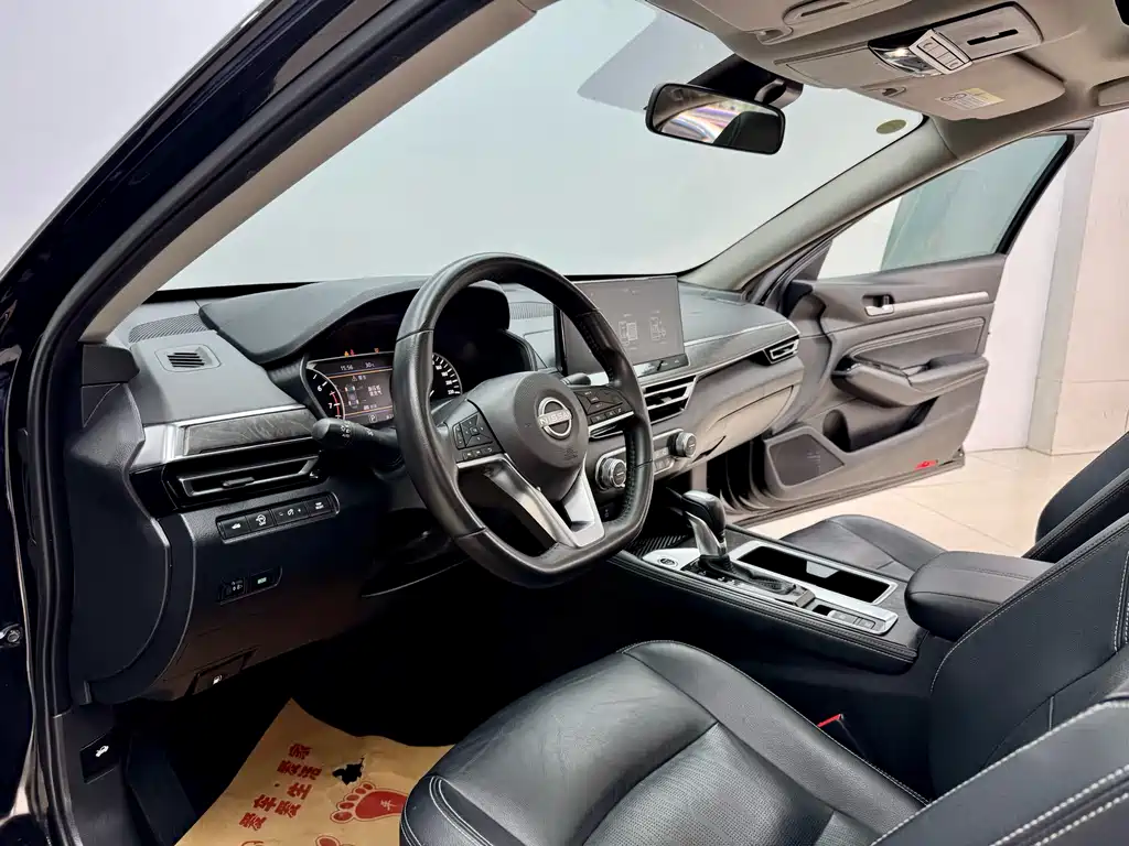 Nissan Nissan Altima 2022 2.0L XL-TLS Premium Edition 2023 - thumbnail 6