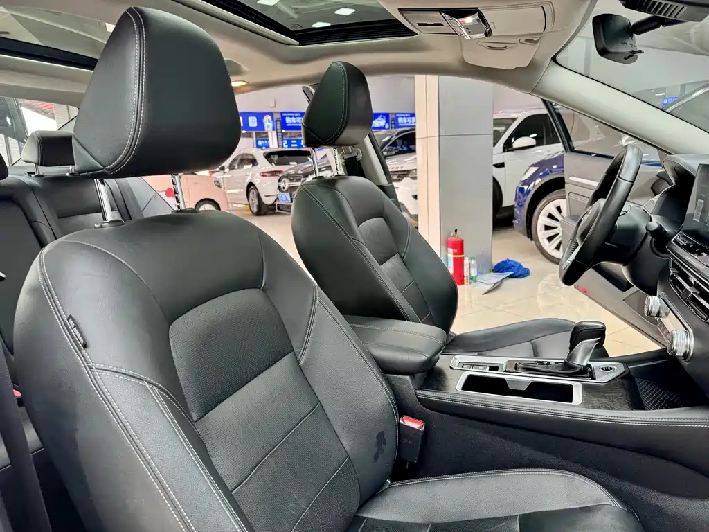 Nissan Nissan Altima 2022 2.0L XL-TLS Premium Edition 2023 - thumbnail 14
