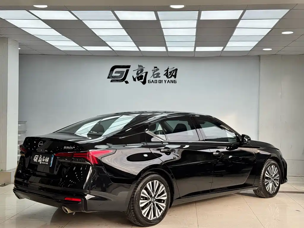 Nissan Nissan Altima 2022 2.0L XL-TLS Premium Edition 2023 - thumbnail 26