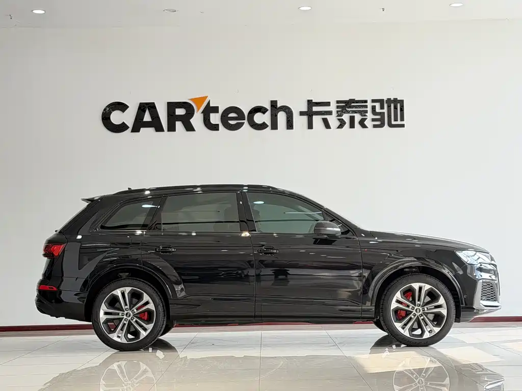 Audi Audi Q7 2023 55 TFSI quattro S line Sport Package 2023 - thumbnail 3