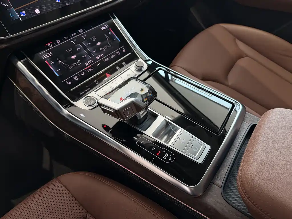 Audi Audi Q7 2023 55 TFSI quattro S line Sport Package 2023 - thumbnail 10
