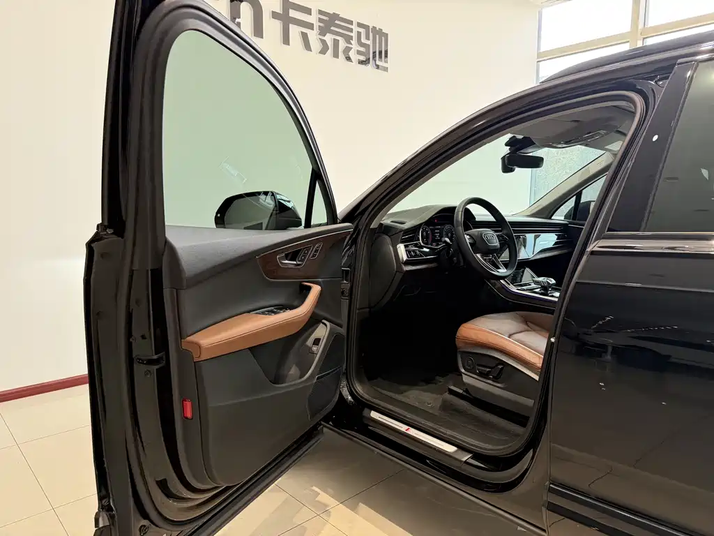 Audi Audi Q7 2023 55 TFSI quattro S line Sport Package 2023 - thumbnail 27