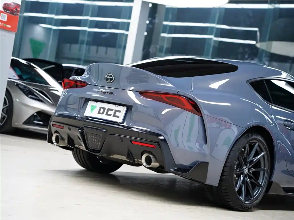 Toyota 2022 Toyota GR Supra 3.0T Standard Model 2025 - thumbnail 6