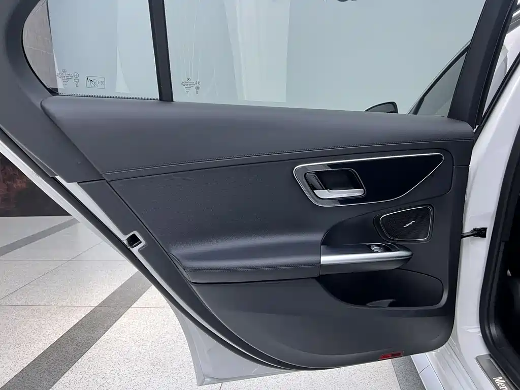 Mercedes-Benz Mercedes-Benz C-Class 2024 Model Year Facelift C 260 L Sport Edition 2024 - thumbnail 16