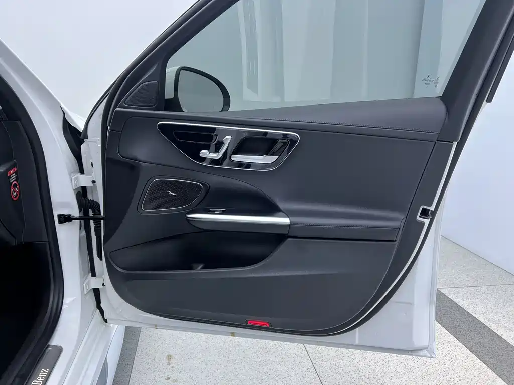 Mercedes-Benz Mercedes-Benz C-Class 2024 Model Year Facelift C 260 L Sport Edition 2024 - thumbnail 20