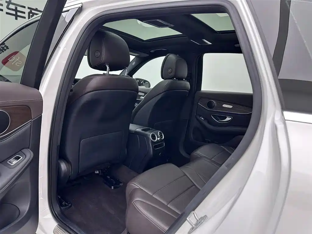 Mercedes-Benz Mercedes-Benz GLC 2020 Facelift GLC 260 L 4MATIC Luxury 2020 - thumbnail 20