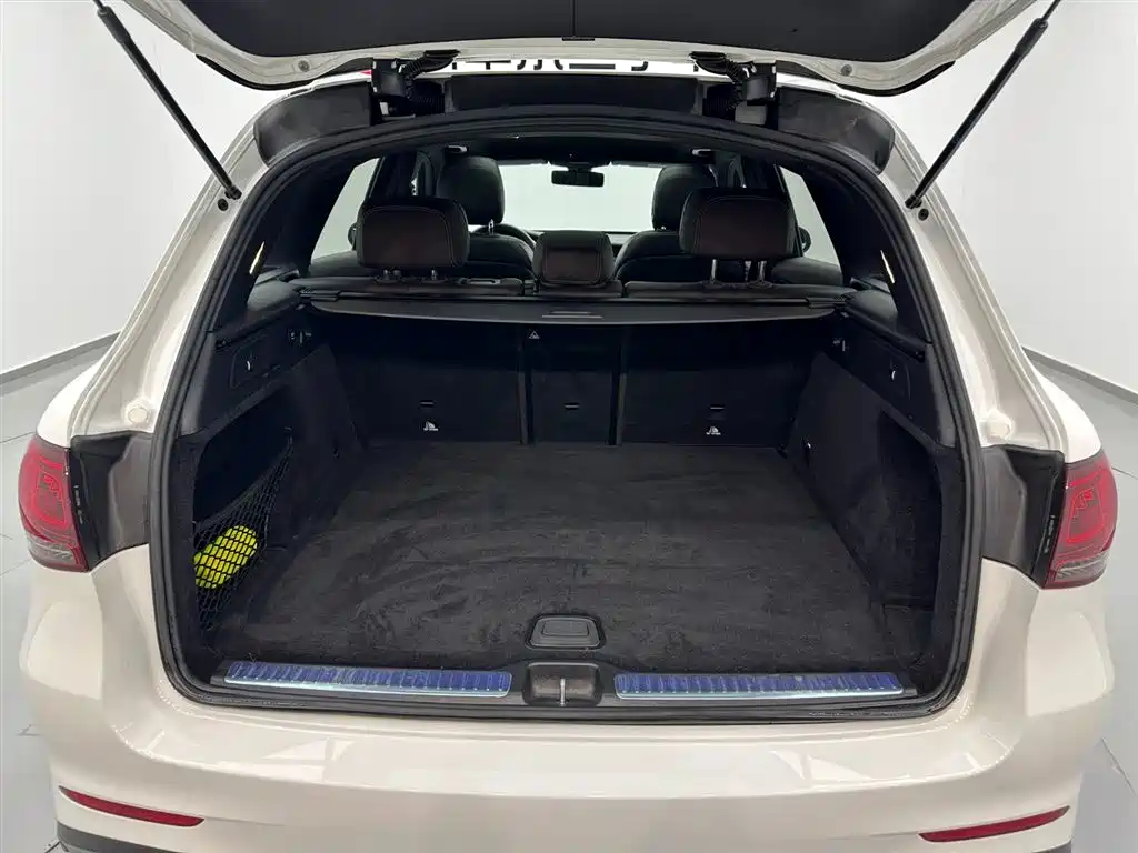 Mercedes-Benz Mercedes-Benz GLC 2020 Facelift GLC 260 L 4MATIC Luxury 2020 - thumbnail 26