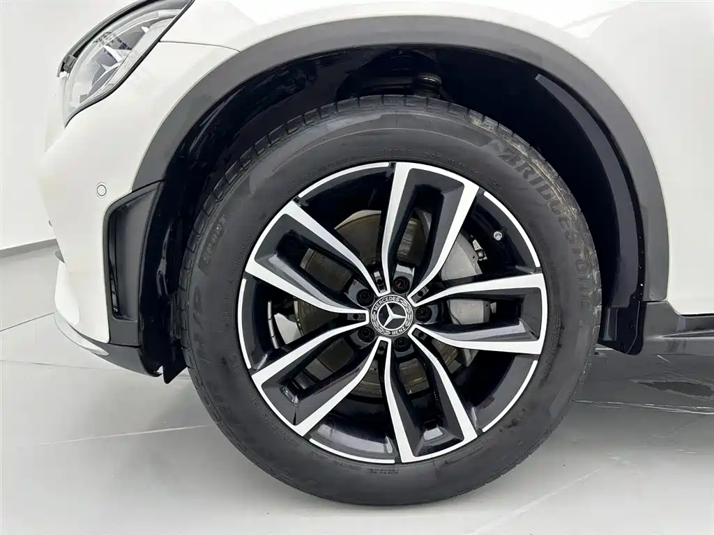 Mercedes-Benz Mercedes-Benz GLC 2020 Facelift GLC 260 L 4MATIC Luxury 2020 - thumbnail 29
