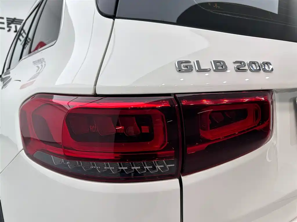 Mercedes-Benz Mercedes-Benz GLB 2023 GLB 200 Style 2023 - thumbnail 28