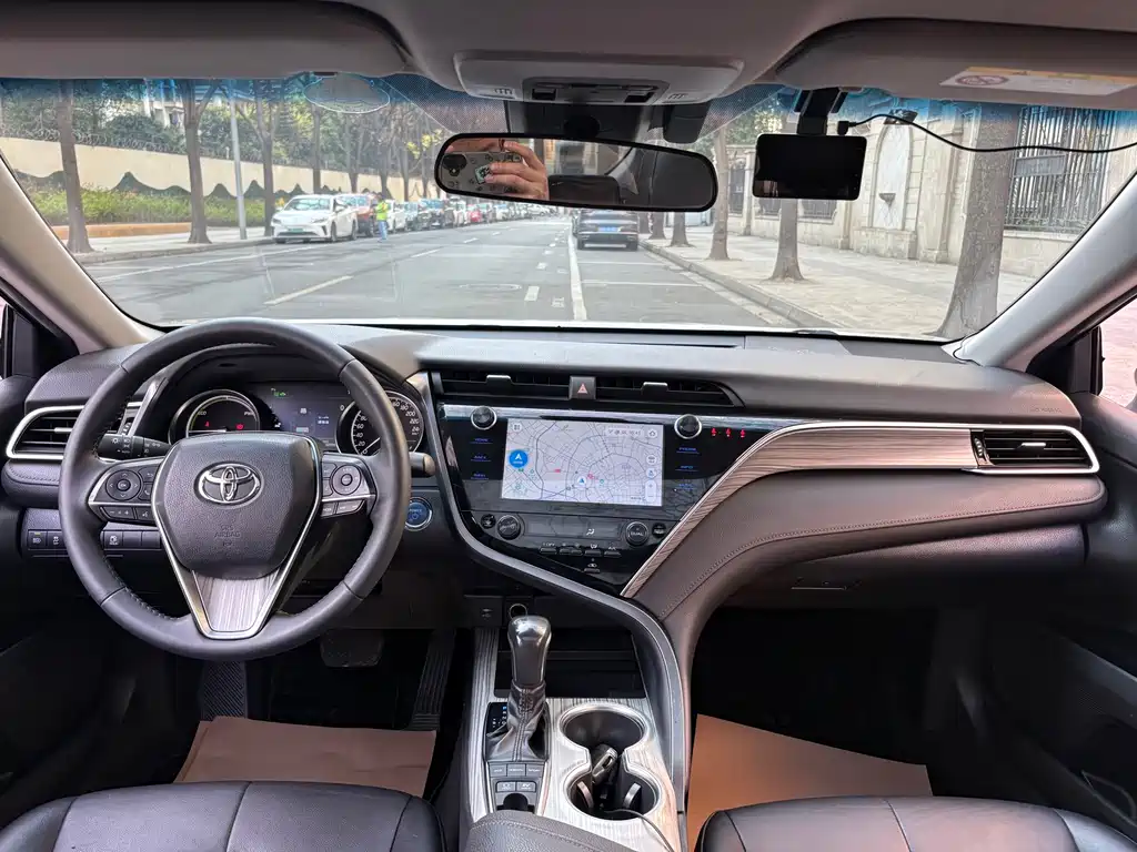 Toyota Toyota Camry 2019 Hybrid 2.5HG Luxury Edition China V 2019 - thumbnail 8