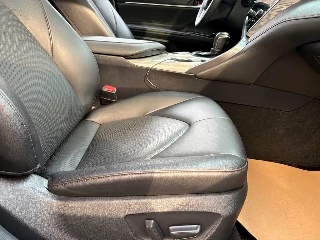 Toyota Toyota Camry 2019 Hybrid 2.5HG Luxury Edition China V 2019 - thumbnail 12