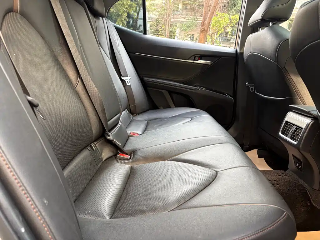 Toyota Toyota Camry 2019 Hybrid 2.5HG Luxury Edition China V 2019 - thumbnail 13