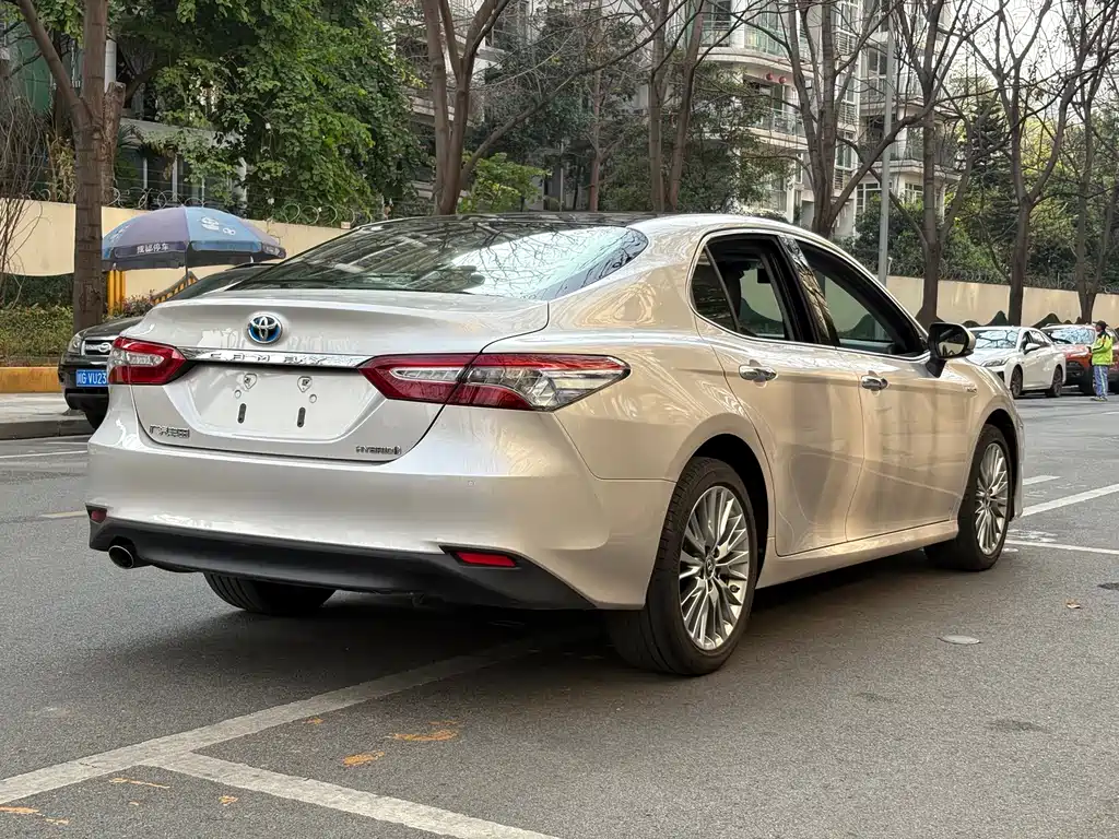 Toyota Toyota Camry 2019 Hybrid 2.5HG Luxury Edition China V 2019 - thumbnail 14