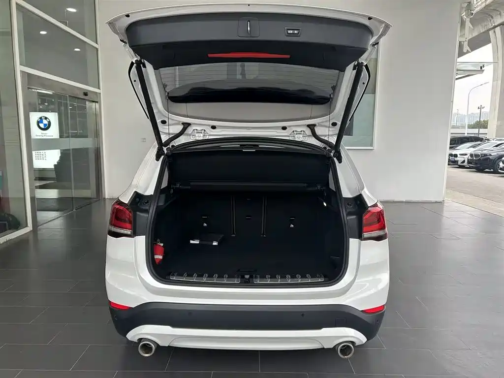 BMW BMW X1 2020 sDrive25Li Leading Edition 2020 - thumbnail 15