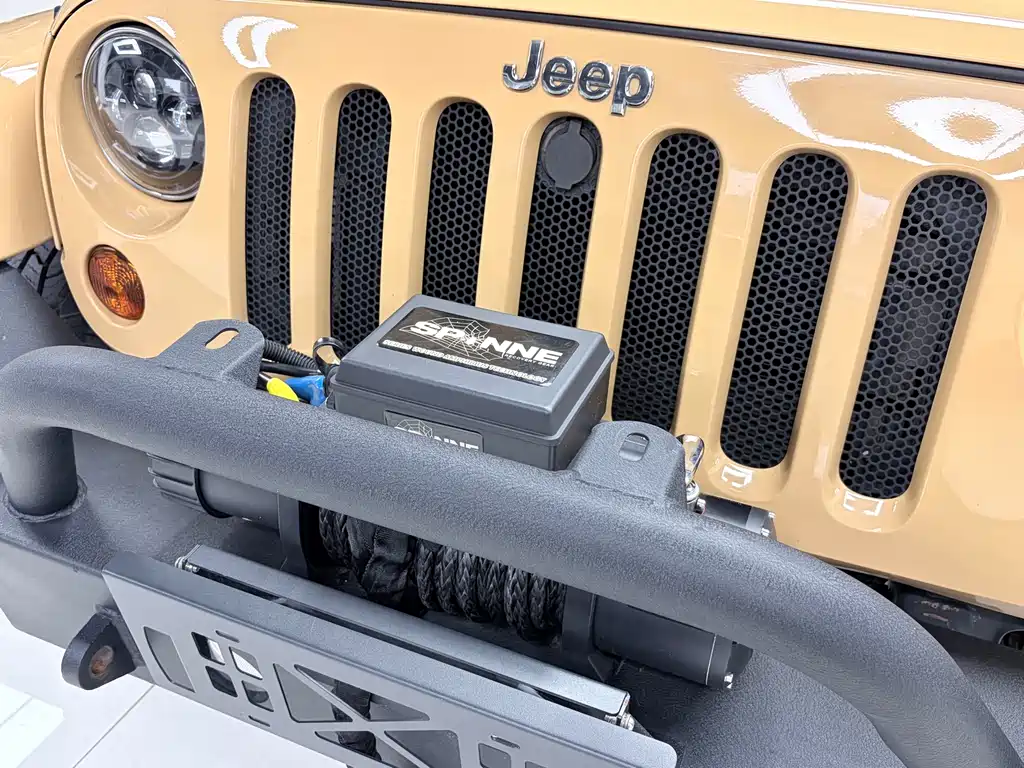Jeep Jeep Wrangler 2013 3.6L Sahara Two-Door Version 2014 - thumbnail 17
