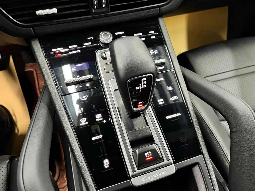 Porsche Porsche Cayenne 2021 3.0T US Specification 2022 - thumbnail 16