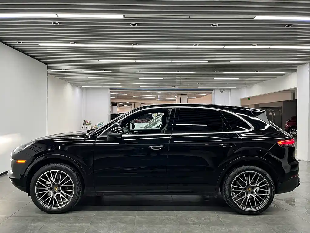 Porsche Porsche Cayenne 2021 3.0T US Specification 2022 - thumbnail 17