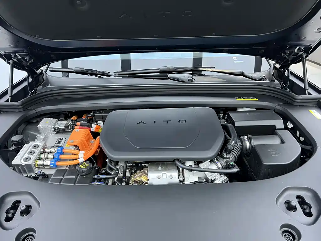 AITO M9 Aito M9 2025 Extended Range Ultra 52kWh 6-seat Version (192-line LiDAR) 2026 - thumbnail 30