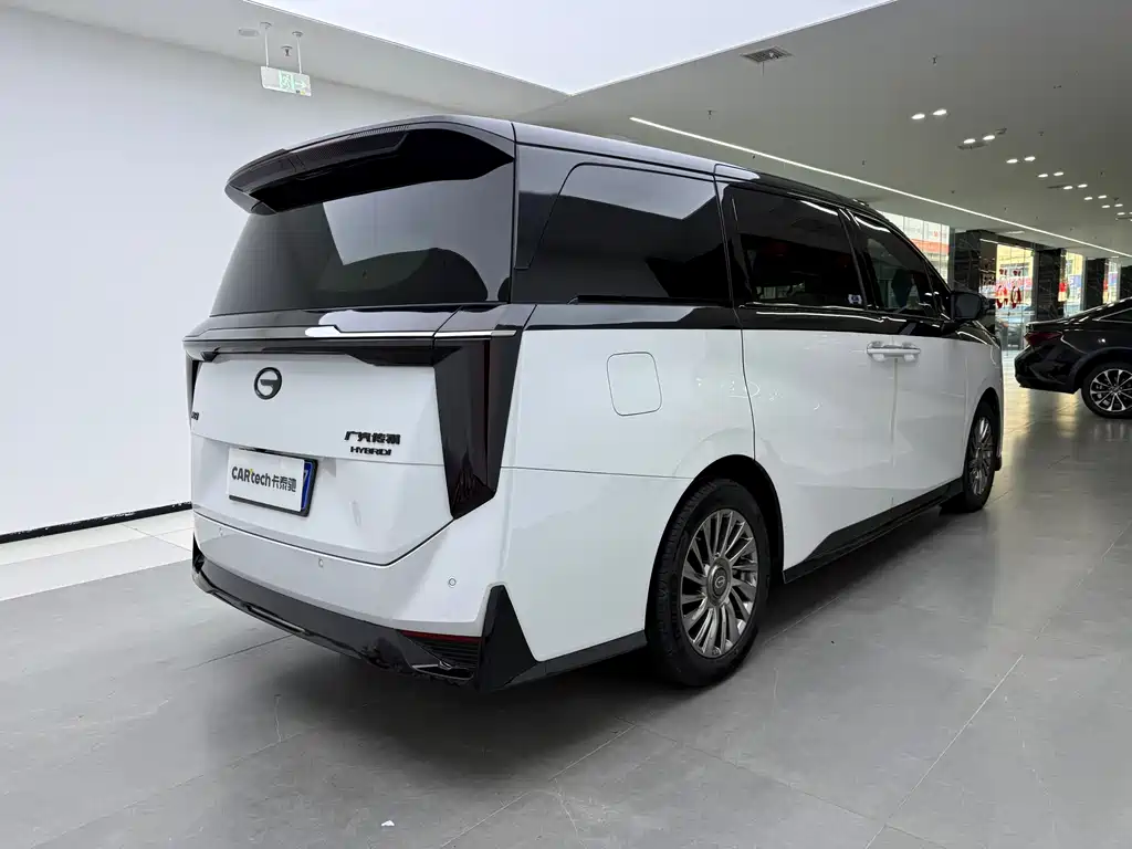 GAC Trumpchi GAC Trumpchi M8 2023 Master Series 400T Flagship Edition 2023 - thumbnail 3