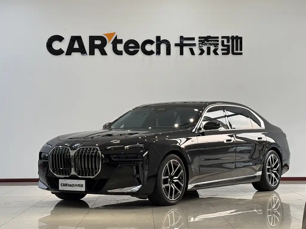 BMW BMW 7 Series 2023 735Li M Sport Package 2025