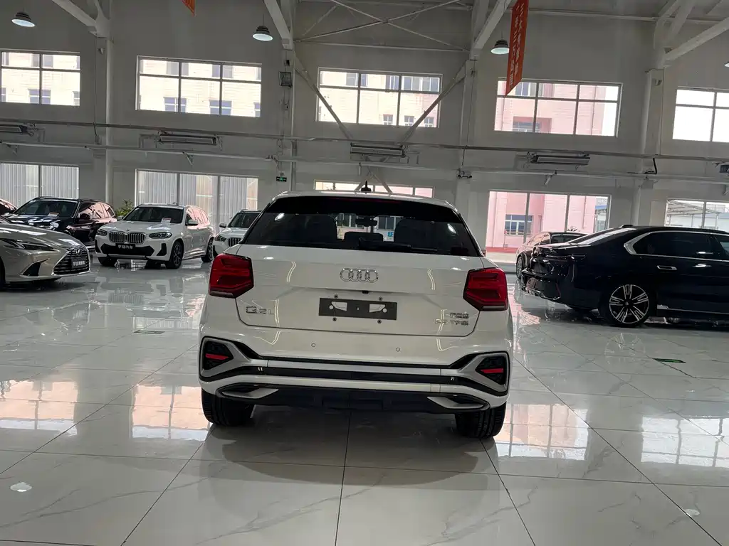 Audi Audi Q2L 2022 35 TFSI Sport Edition 2022 - thumbnail 5