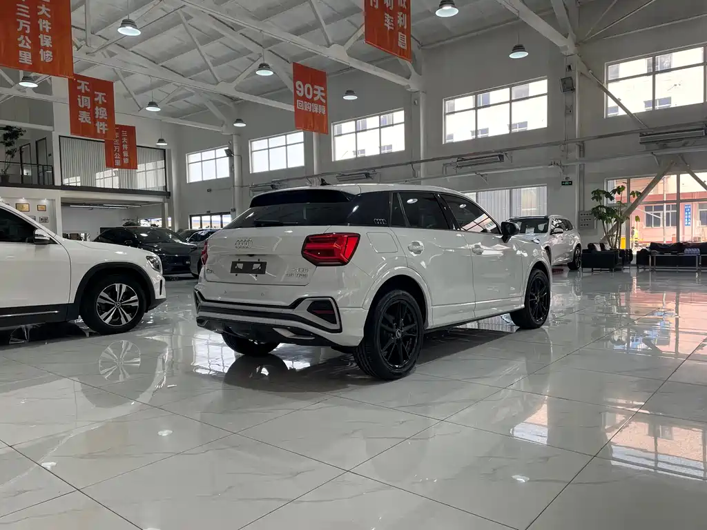 Audi Audi Q2L 2022 35 TFSI Sport Edition 2022 - thumbnail 6
