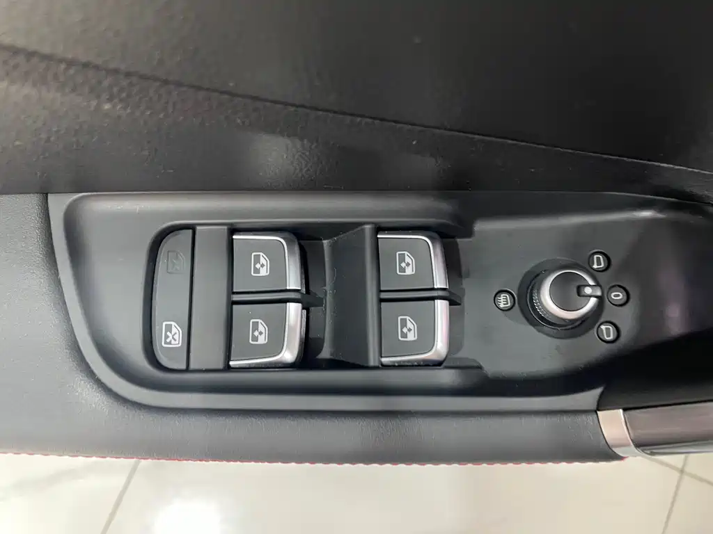Audi Audi Q2L 2022 35 TFSI Sport Edition 2022 - thumbnail 20