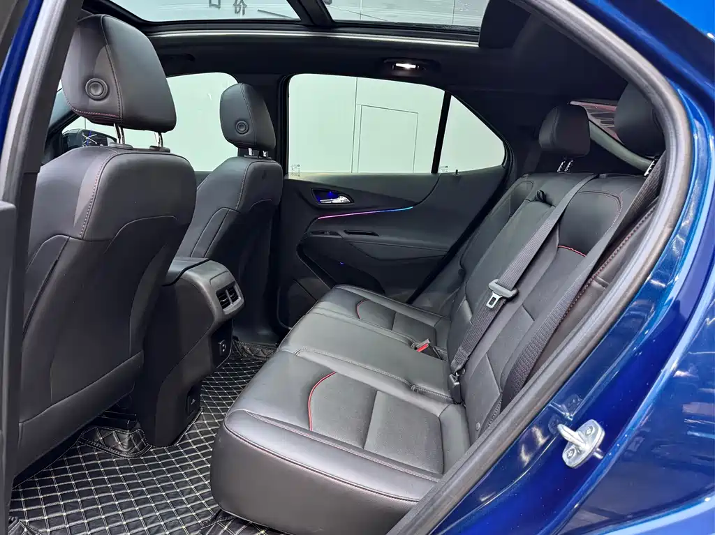 Chevrolet Equinox 2022 Light Hybrid 550T RS AWD Intelligent Defender Edition 2021 - thumbnail 10