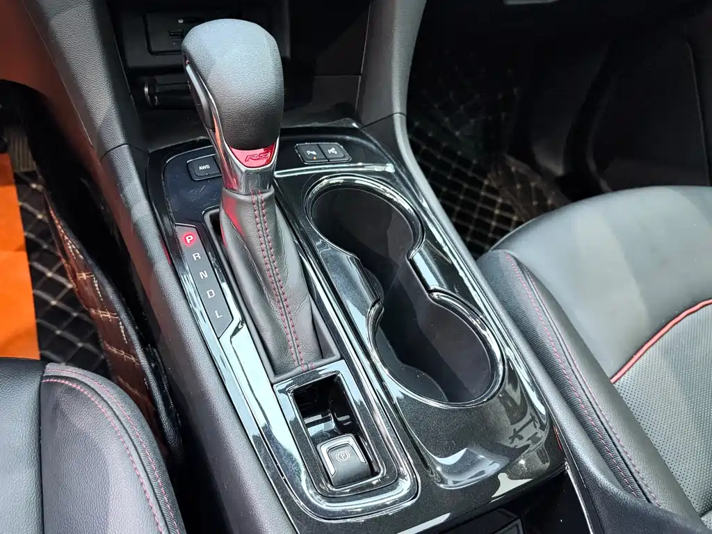 Chevrolet Equinox 2022 Light Hybrid 550T RS AWD Intelligent Defender Edition 2021 - thumbnail 15