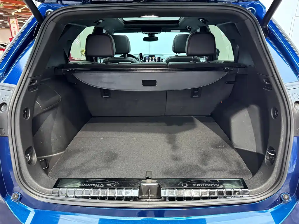 Chevrolet Equinox 2022 Light Hybrid 550T RS AWD Intelligent Defender Edition 2021 - thumbnail 23