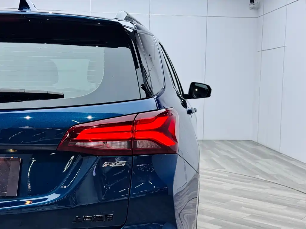 Chevrolet Equinox 2022 Light Hybrid 550T RS AWD Intelligent Defender Edition 2021 - thumbnail 28