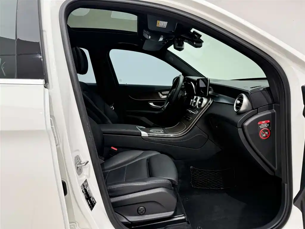 Mercedes-Benz Mercedes-Benz GLC 2020 GLC 260 L 4MATIC Luxury Edition 2019 - thumbnail 19