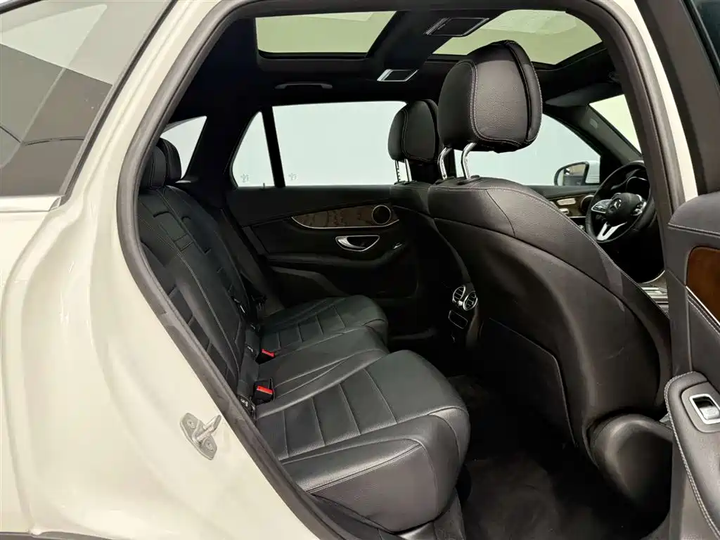 Mercedes-Benz Mercedes-Benz GLC 2020 GLC 260 L 4MATIC Luxury Edition 2019 - thumbnail 20