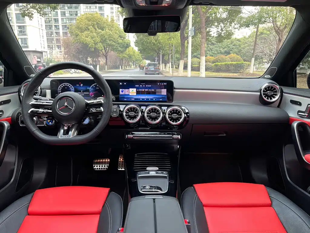 Mercedes-Benz Mercedes-Benz A-Class AMG (Imported) 2025 Model AMG A 35 4MATIC 2025 - thumbnail 8