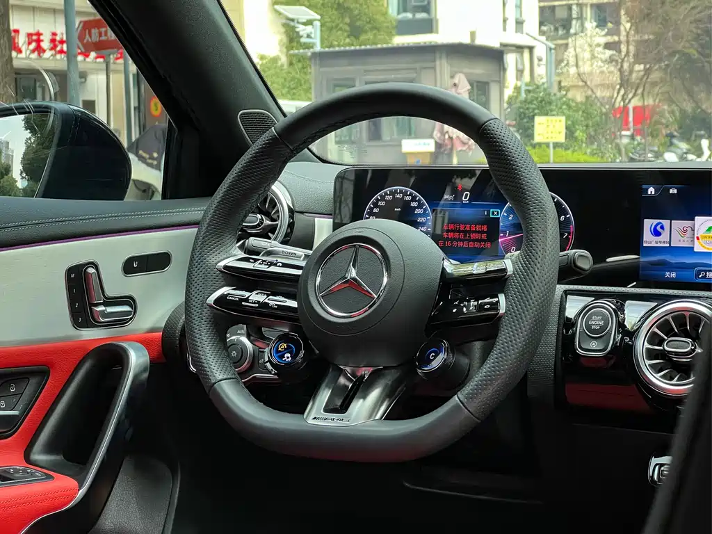 Mercedes-Benz Mercedes-Benz A-Class AMG (Imported) 2025 Model AMG A 35 4MATIC 2025 - thumbnail 16