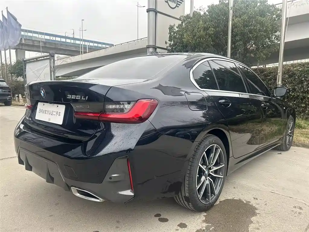BMW BMW 3 Series 2024 325Li M Sport Package 2025 - thumbnail 4