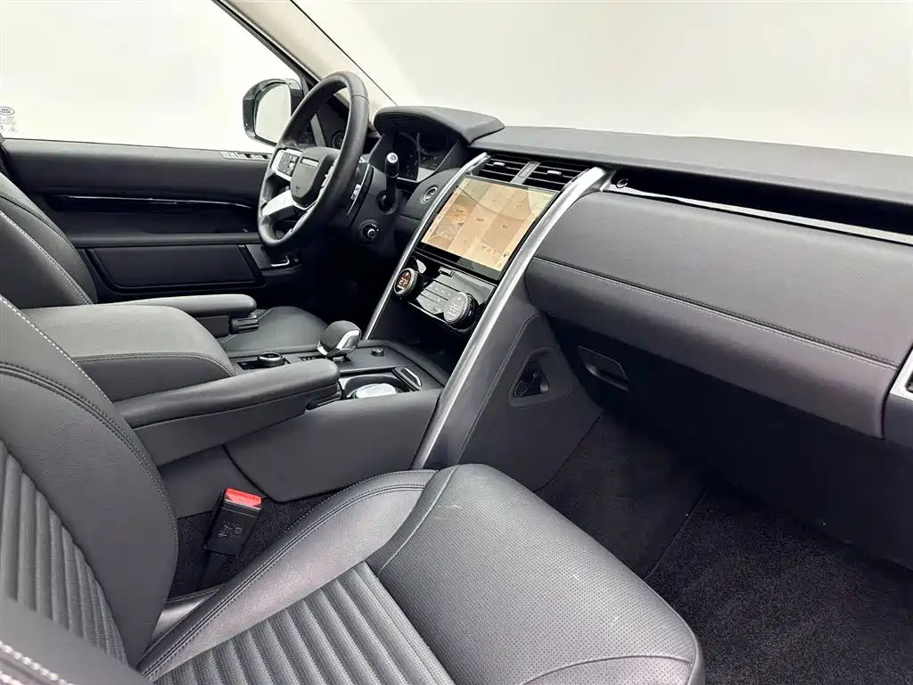 Land Rover Discovery 2023 360PS R-Dynamic S 2024 - thumbnail 17