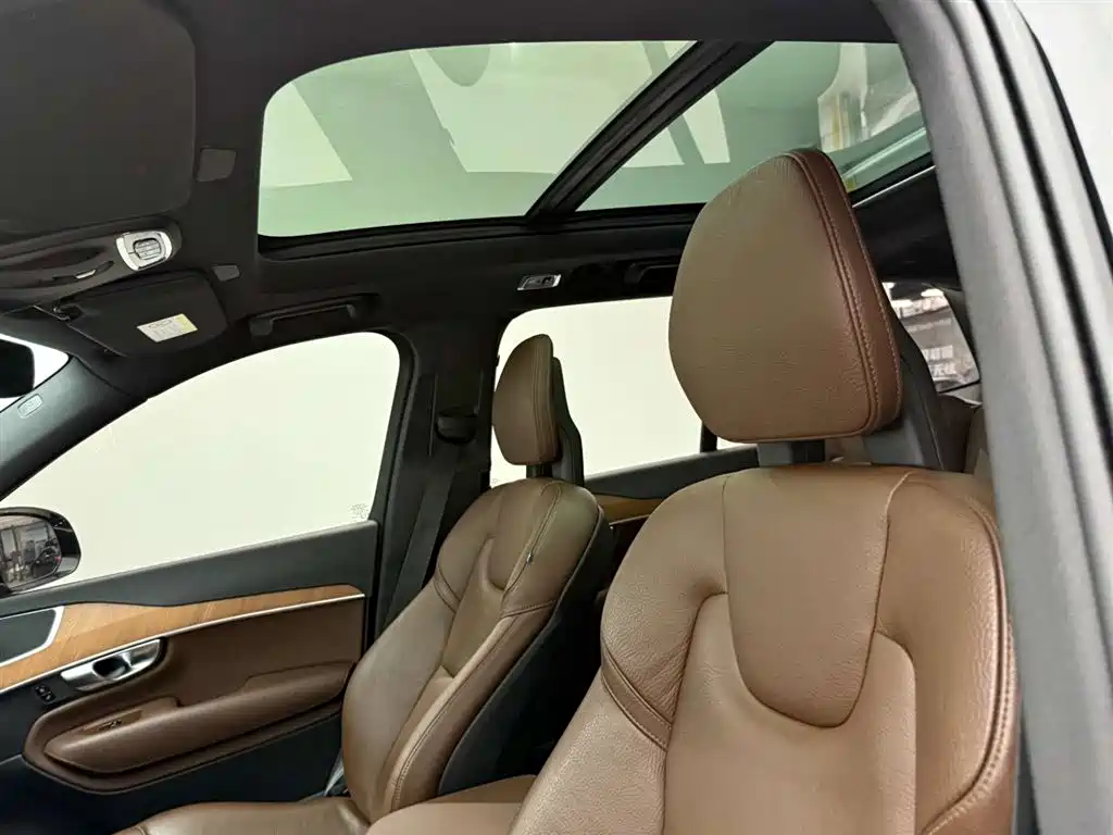 Volvo Volvo XC90 2022 B5 Momentum Luxury 5-seat 2021 - thumbnail 16