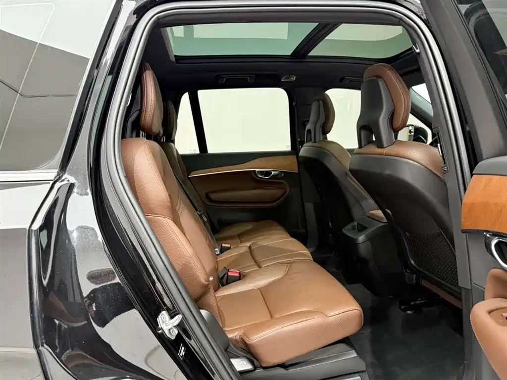 Volvo Volvo XC90 2022 B5 Momentum Luxury 5-seat 2021 - thumbnail 20