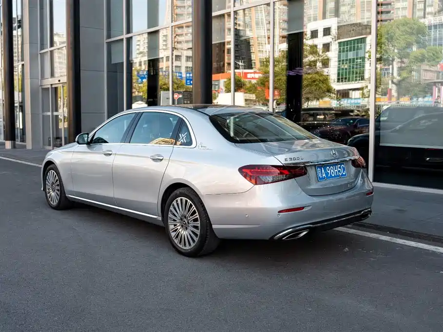 Mercedes-Benz Mercedes-Benz E-Class 2023 E 300 L Fashion Edition 2023 - thumbnail 5