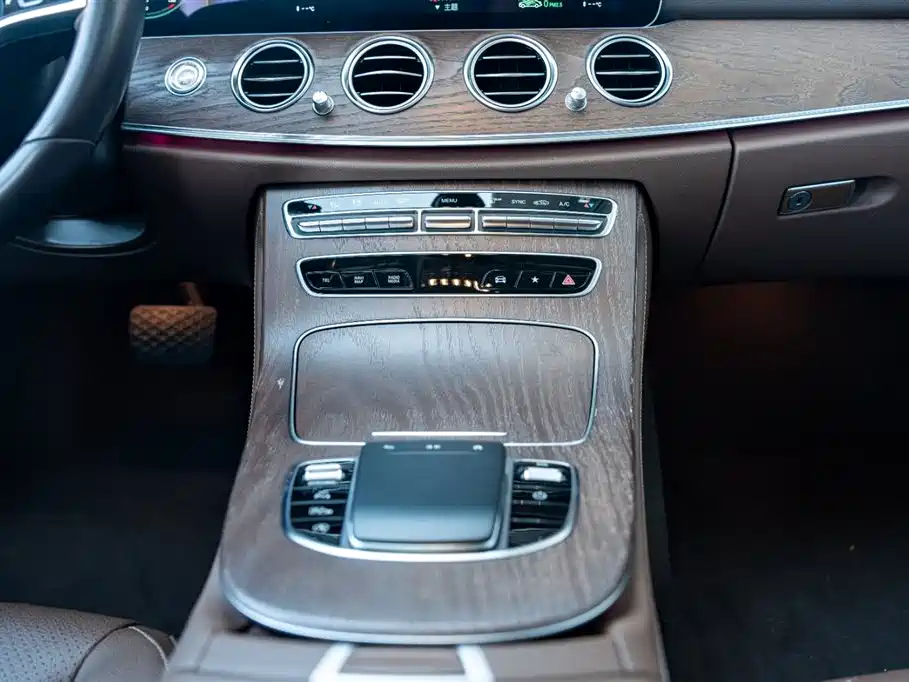 Mercedes-Benz Mercedes-Benz E-Class 2023 E 300 L Fashion Edition 2023 - thumbnail 13