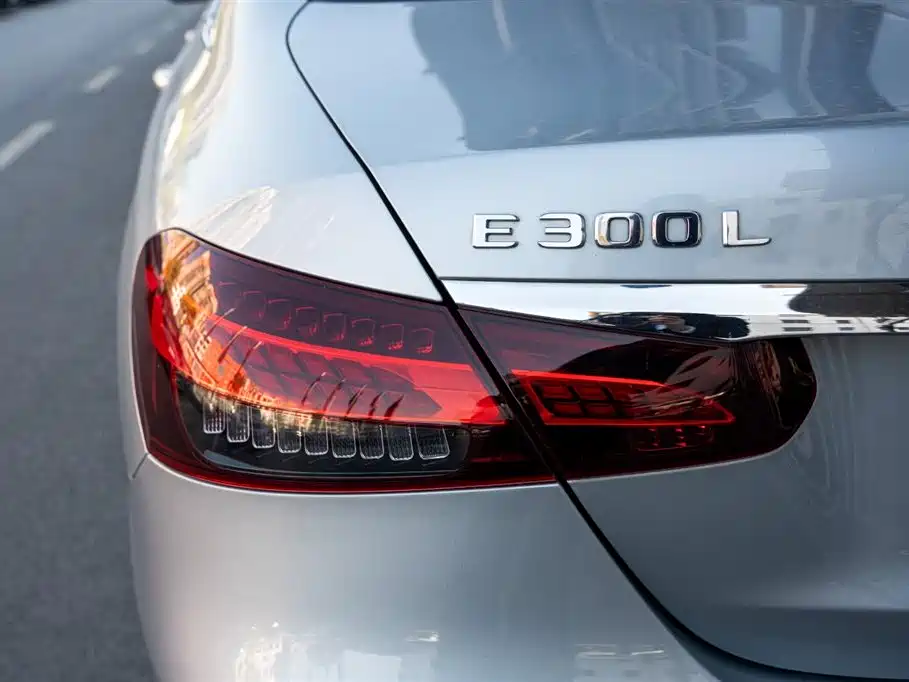 Mercedes-Benz Mercedes-Benz E-Class 2023 E 300 L Fashion Edition 2023 - thumbnail 15