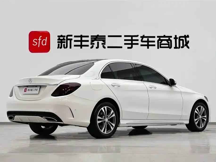 Mercedes-Benz Mercedes-Benz C-Class 2017 Model Year Facelift C 200 L Sport Edition 2017 - thumbnail 5