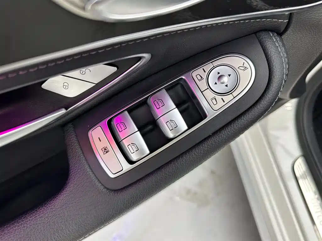 Mercedes-Benz Mercedes-Benz C-Class 2017 Model Year Facelift C 200 L Sport Edition 2017 - thumbnail 24